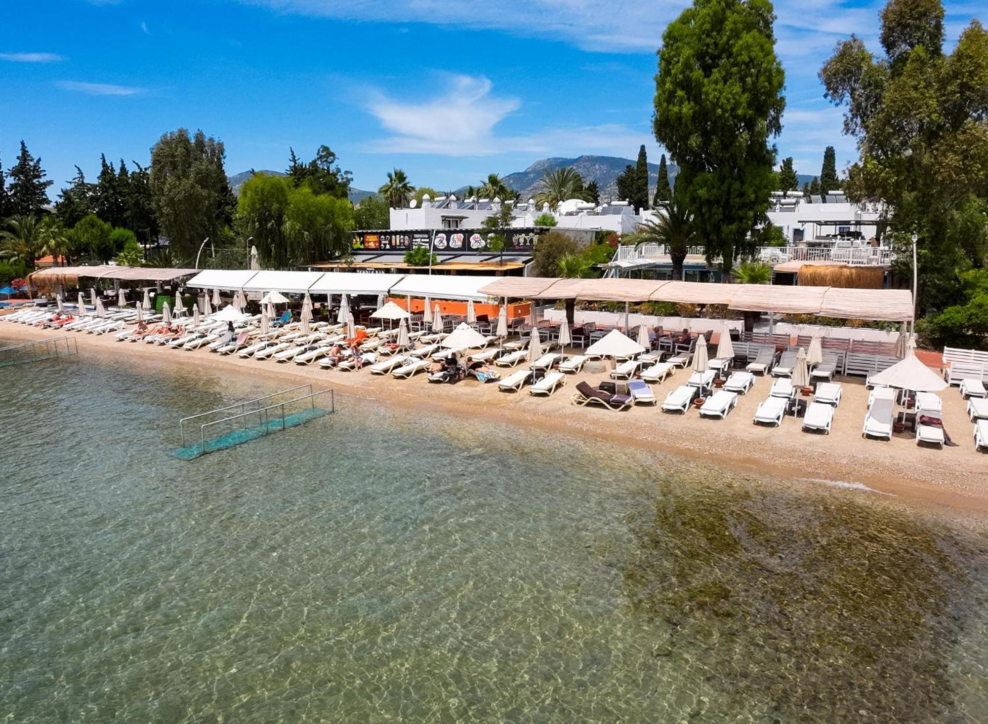 Manuela Boutique Hotel Bitez Exteriör bild
